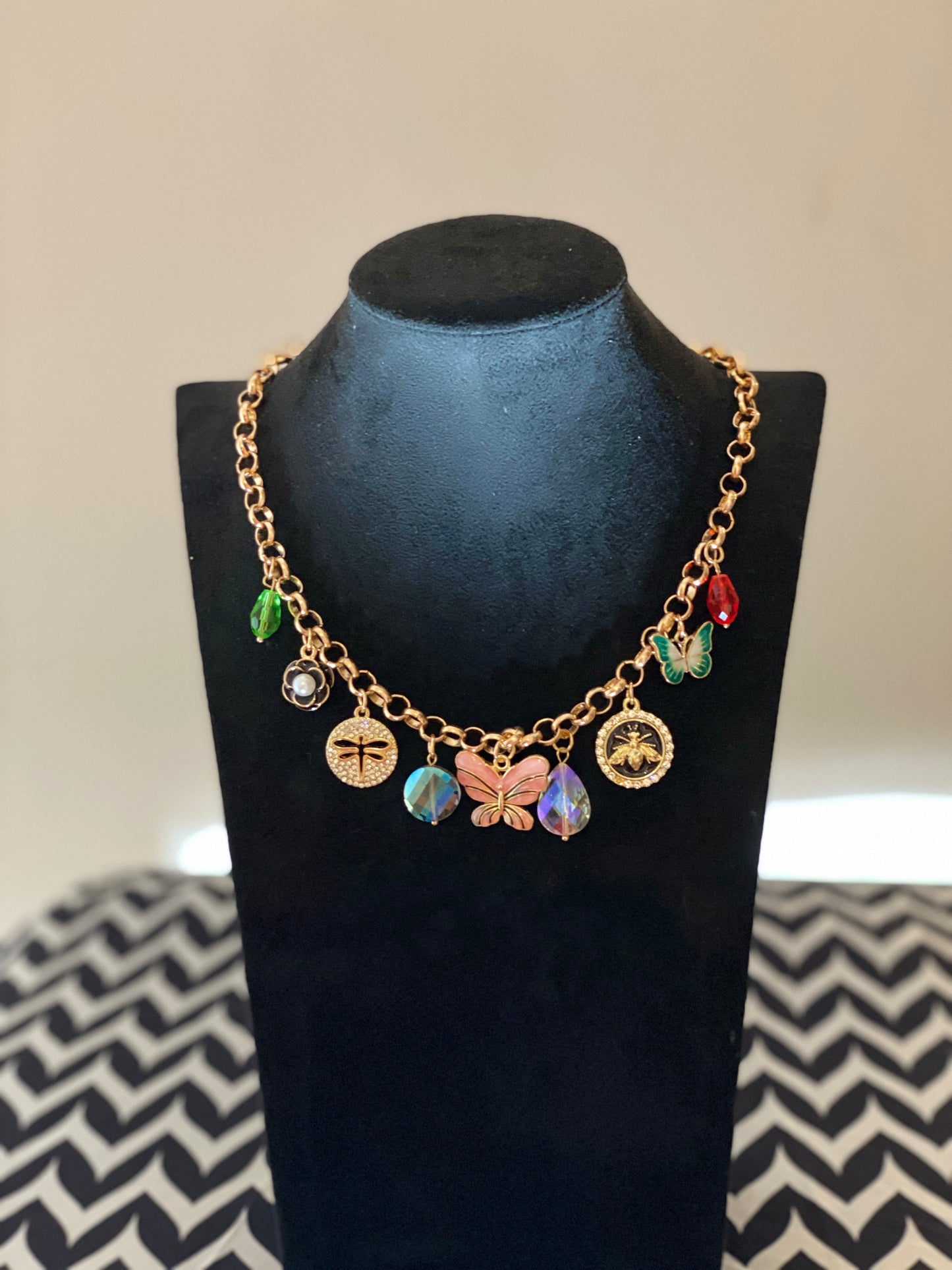 Butterfly charm necklace (Copy)