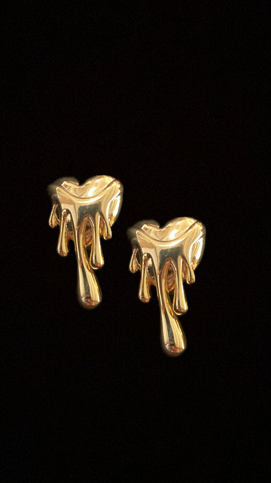 Melted heart studs