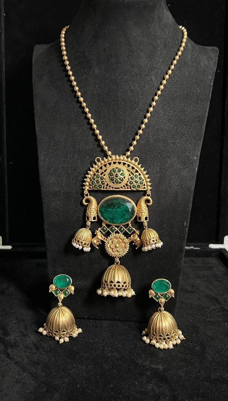 Green Jummar Har – Festive Elegance with Ethnic Charm