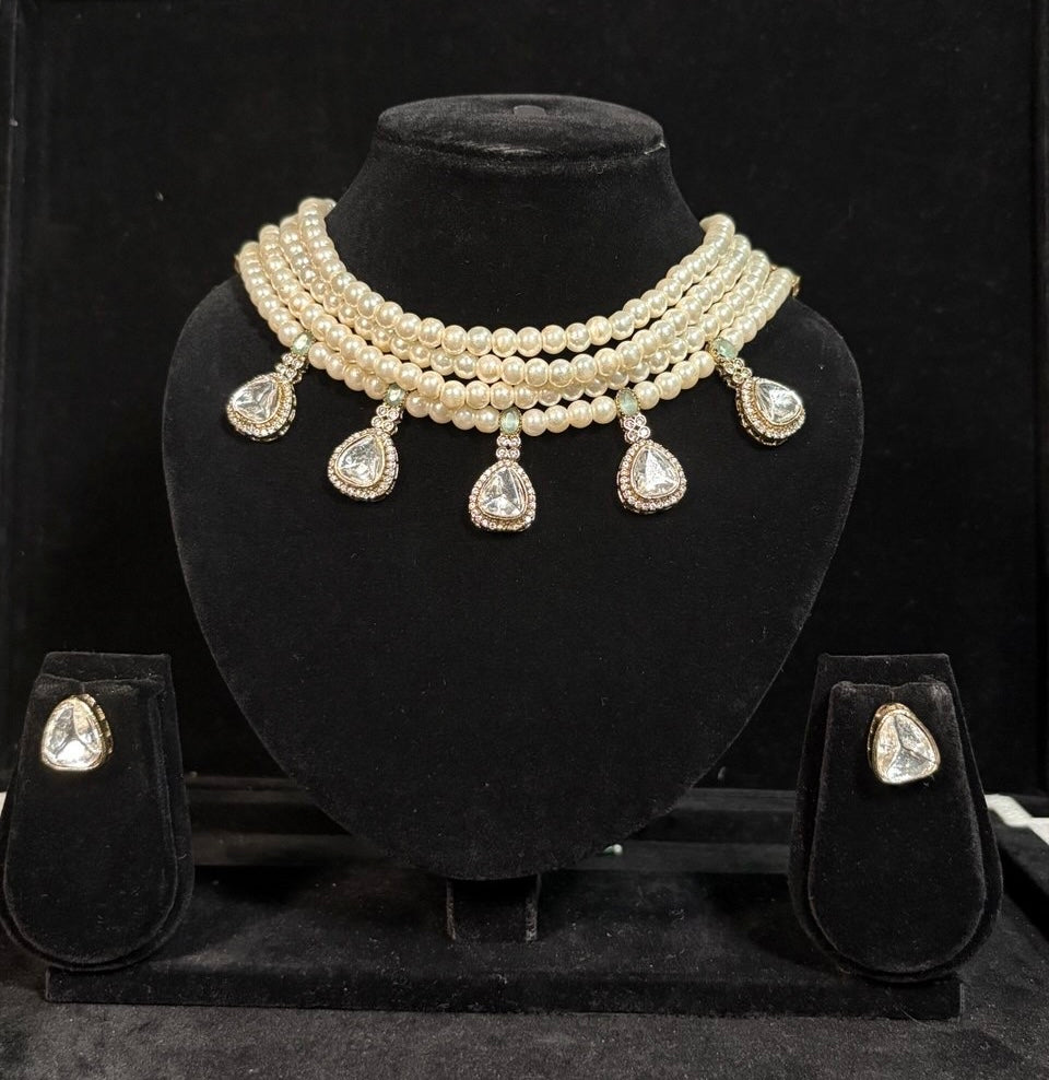 Monzonite Studded Hasli – Earthy Elegance with a Contemporary Edge