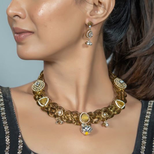 Twisted Hasli with Stones – Heritage Craftsmanship Meets Modern Flair