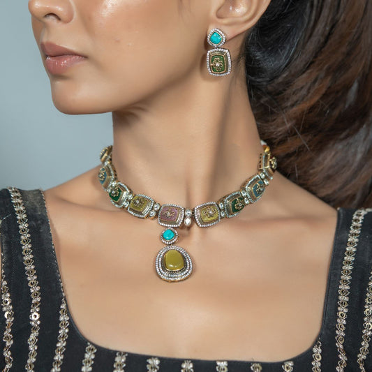 Victorian Multi-Stone Necklace – Timeless Elegance with Vintage Charm